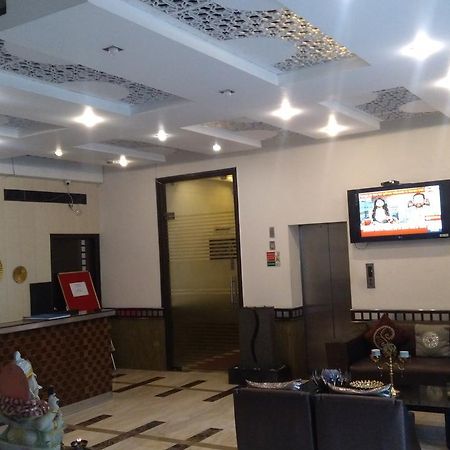 Hotel Bizzotel Gurgaon Zewnętrze zdjęcie
