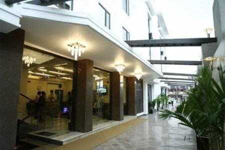 Hotel Bizzotel Gurgaon Zewnętrze zdjęcie