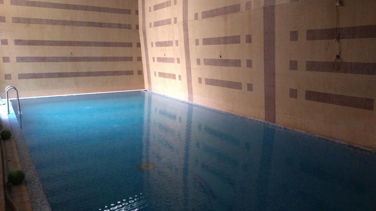 Hotel Bizzotel Gurgaon Zewnętrze zdjęcie